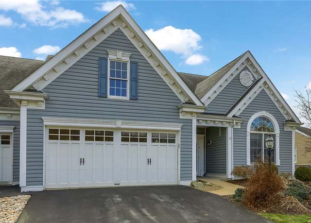 Property at 236 Estates Dr, Richland, PA 15044, 2 beds, 2.5 baths