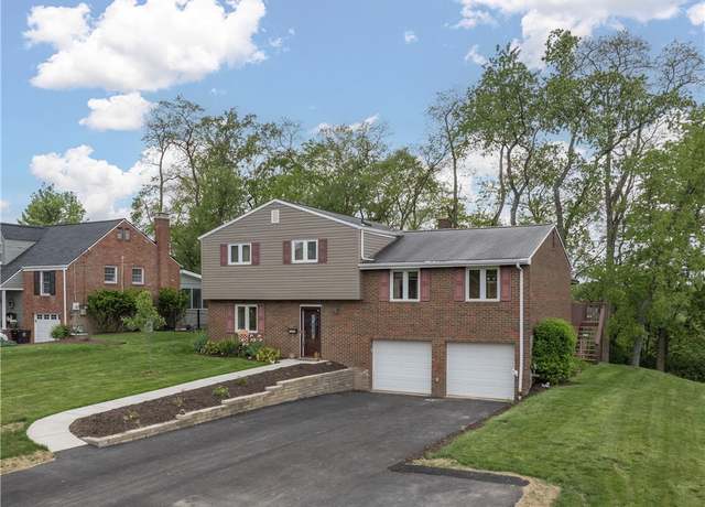 Property at 726 Galway Dr, Bethel Park, PA 15102, 3 beds, 2.5 baths