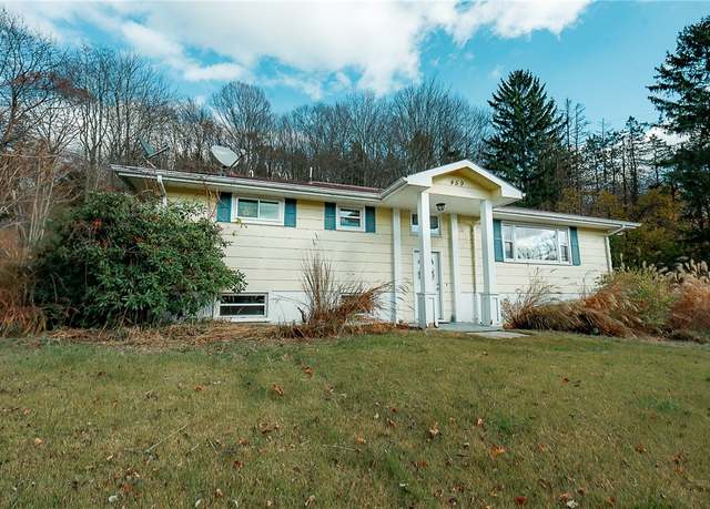 Property at 459 N Ben Franklin Rd, White Twp - Ind, PA 15701, 3 beds, 1.5 baths