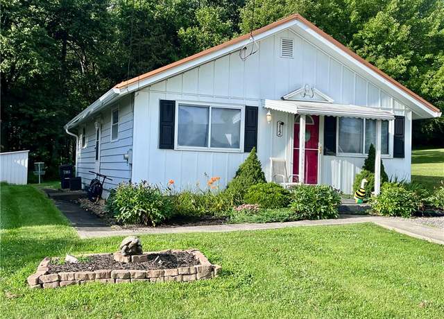 Property at 112 Campbell Ave, Butler, PA 16001, 3 beds, 1.5 baths