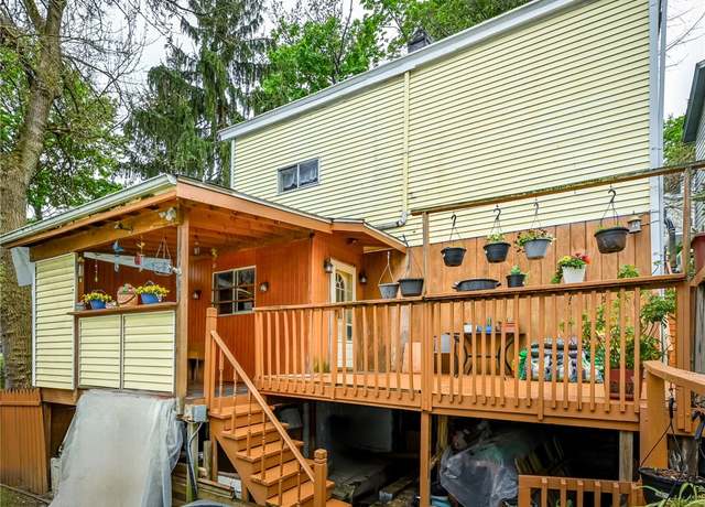 Property at 5 Carrie St Rear, Fineview, PA 15212, 2 beds, 1 bath