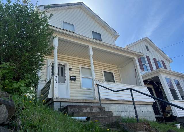 Property at 207 Emerson St Unit K, Vandergrift - Wml, PA 15690, 2 beds, 1 bath