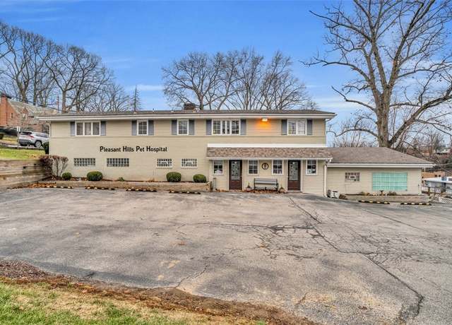 Property at 171 Green Dr, Pleasant Hills, PA 15236
