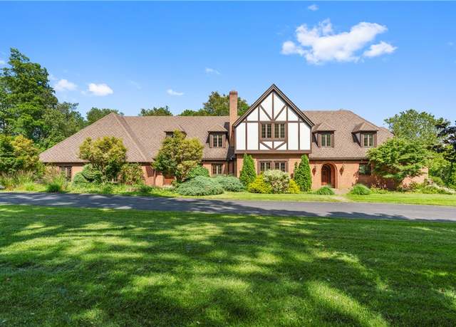 Property at 620 North Franklin Ave, Somerset Boro, PA 15501, 4 beds, 5 baths
