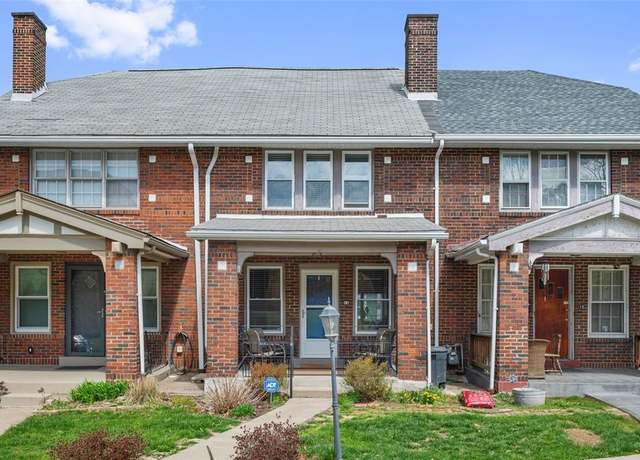 Property at 11 Hollenden Pl, Squirrel Hill, PA 15217, 3 beds, 2.5 baths