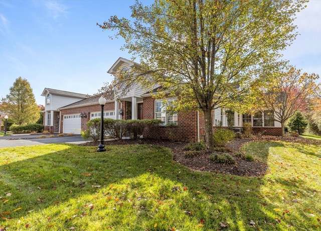 Property at 4101 Senate Ct, Adams Twp, PA 16059, 3 beds, 2.5 baths