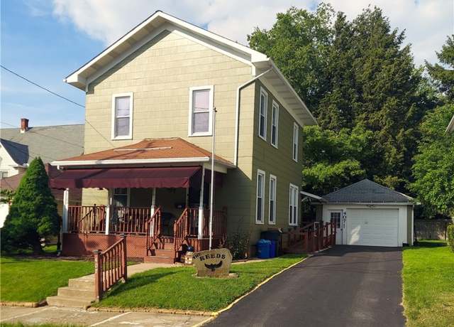 Property at 407 Moran, Oil City, PA 16301, 3 beds, 1.5 baths