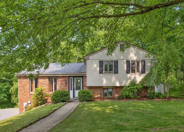 Property at 5015 Graphic Dr, Hampton, PA 15044, 3 beds, 2 baths