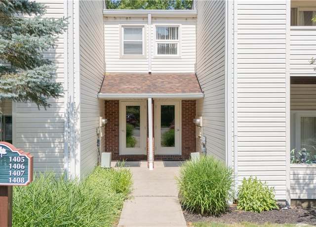 Property at 1410 Kenzie Dr, Robinson Twp - Nwa, PA 15205, 2 beds, 2 baths