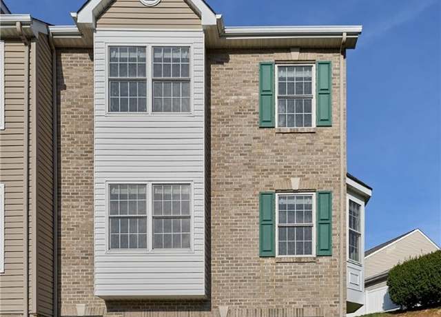 Property at 2000 Ashburn Ct, Penn Twp - Wml, PA 15644, 3 beds, 2.5 baths