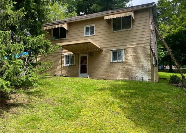 Property at 7740 Pershing St, Penn Hills, PA 15235, 3 beds, 1 bath