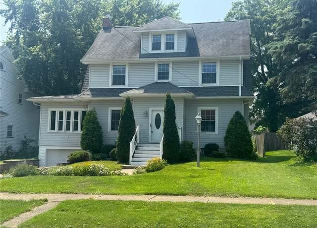 Property at 214 E Euclid Ave, New Castle/2nd, PA 16105, 4 beds, 2.5 baths