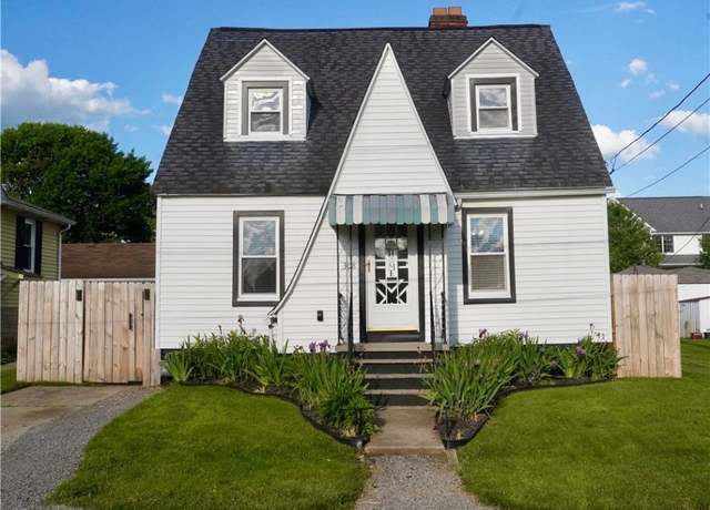 Property at 308 E Hazen Ave, Ellport Borough, PA 16117, 3 beds, 2 baths