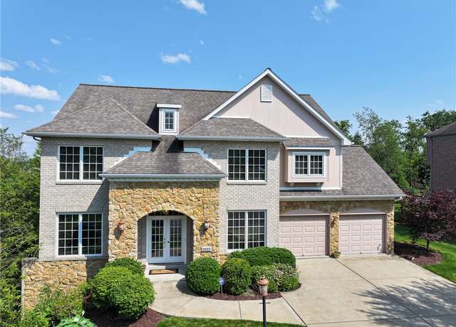 Property at 2023 Sterling Dr, South Fayette, PA 15057, 5 beds, 3.5 baths