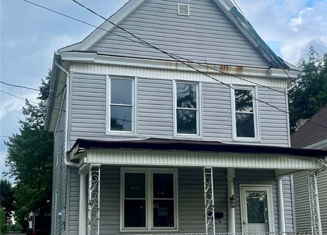 Property at 5 Hacker Ave, Jeannette, PA 15644, 3 beds, 1.5 baths