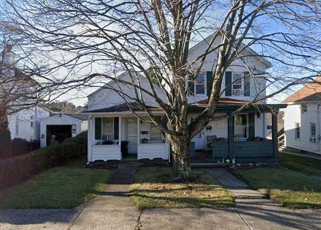 Property at 507 Michigan Ave, Jeannette, PA 15644, 3 beds, 2.5 baths