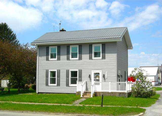 Property at 3134 Main St, West Middlesex Boro, PA 16159, 3 beds, 1 bath