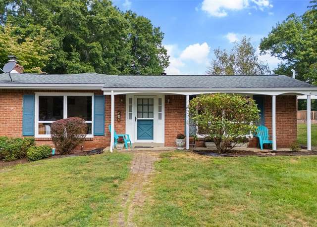 Property at 540 Eastwood Ln, Hempfield Twp - Wml, PA 15601, 4 beds, 1.5 baths