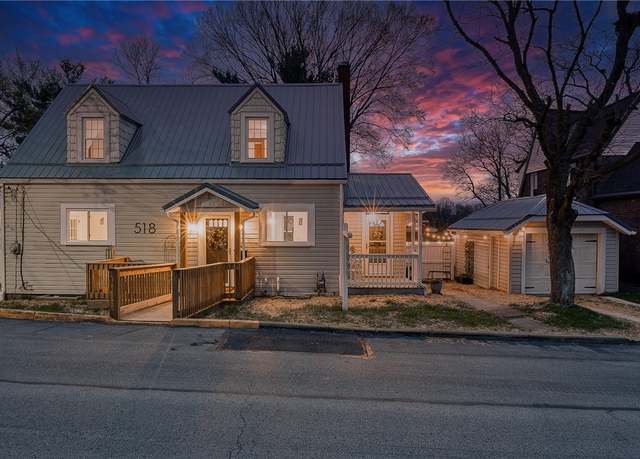 Property at 518 Fourth St, Patterson Heights, PA 15010, 3 beds, 2 baths