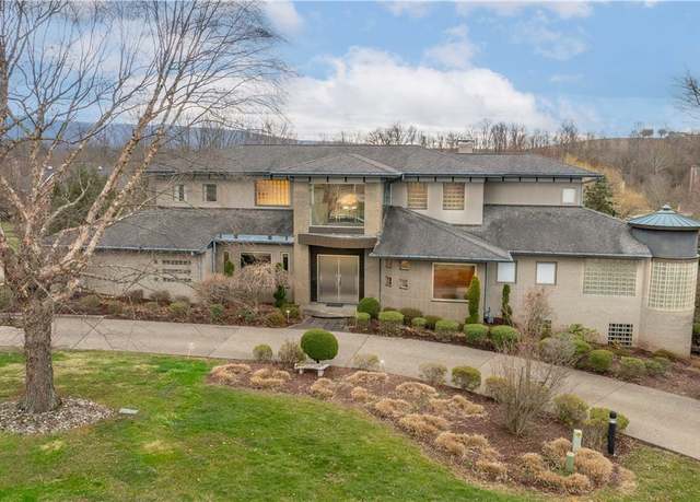 Property at 350 N Saratoga Dr, South Union Twp, PA 15401, 4 beds, 4 baths
