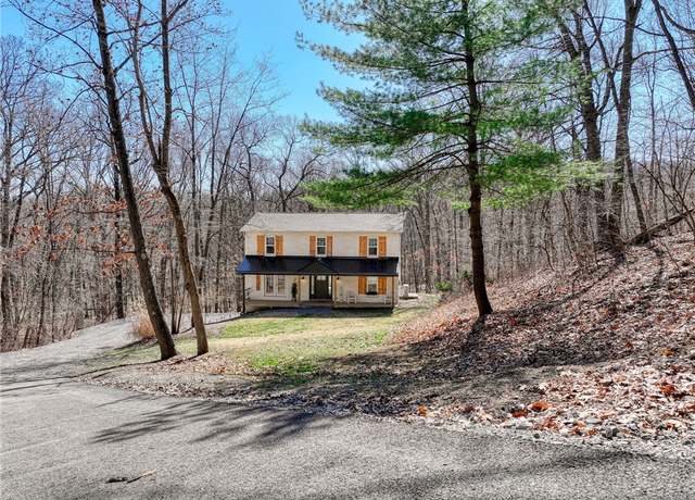 Property at 1605 Garvin Rd, Cranberry Twp, PA 16066, 5 beds, 3 baths