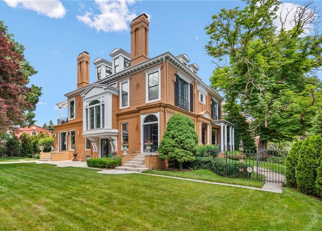 Property at 4929 Wallingford, Shadyside, PA 15213, 6 beds, 5.5 baths