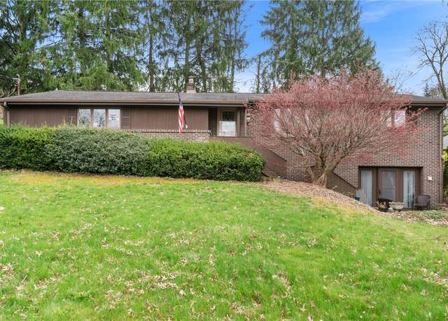 Property at 133 N Vireo Dr, Kennedy Twp, PA 15136, 2 beds, 2 baths