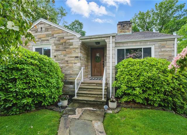 Property at 110 Simon Ave, Ross Twp, PA 15237, 3 beds, 2 baths