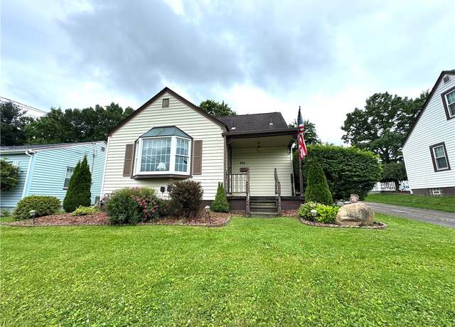 Property at 514 E Hazelcroft Ave, New Castle/2nd, PA 16105, 3 beds, 2 baths