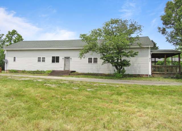 Property at 511 Joffre Bulger Rd, Smith, PA 15053, 3 beds, 2.5 baths