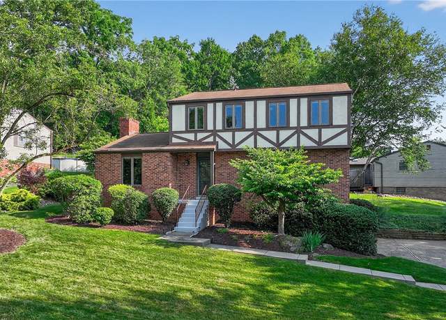 Property at 102 Barnwood Ln, Ross Twp, PA 15237, 3 beds, 2.5 baths