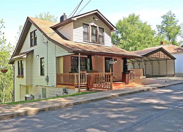 Property at 65 Oak St, Manor, PA 15665, 3 beds, 2 baths