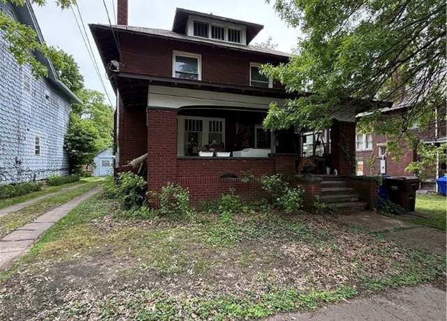 Property at 121 Clinton St, Greenville Boro - Mer, PA 16125, 4 beds, 2 baths