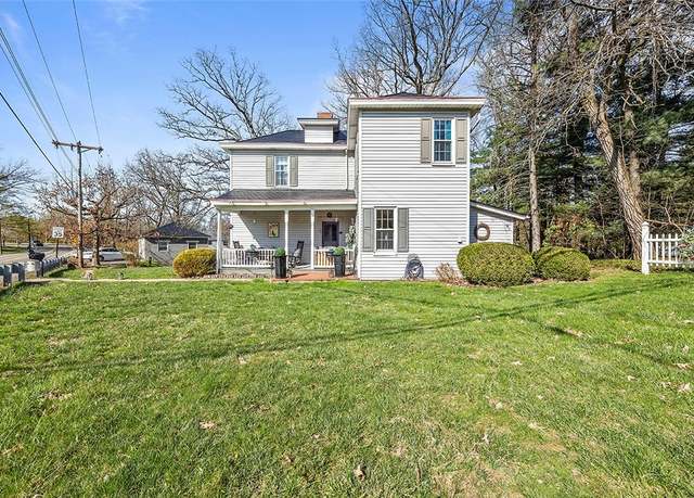 Property at 1556 W Ingomar Rd, Franklin Park, PA 15237, 3 beds, 1.5 baths