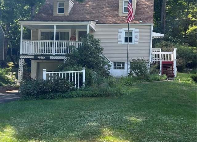 Property at 2918 Sebolt Rd, South Park, PA 15129, 3 beds, 1 bath