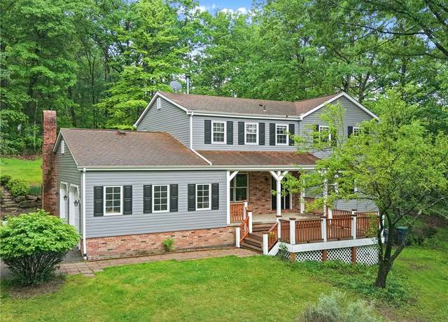 Property at 1547 Garvin Rd, Cranberry Twp, PA 16066, 4 beds, 3.5 baths
