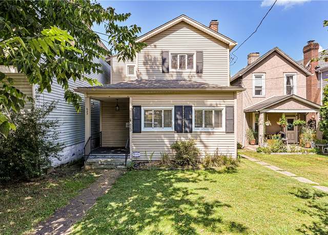Property at 623 5th St, Oakmont, PA 15139, 2 beds, 2.5 baths