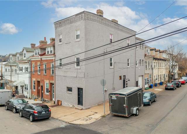 Property at 421 52nd St, Lawrenceville, PA 15201, 5 beds, 2.5 baths
