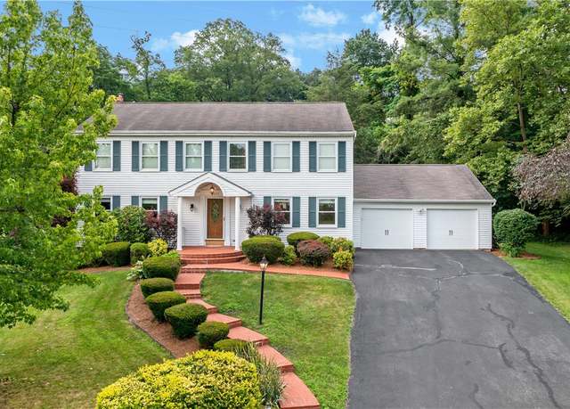 Property at 1265 Manor Dr, Upper St. Clair, PA 15241, 5 beds, 3.5 baths