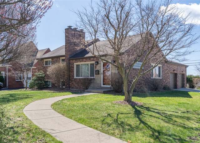 Property at 4800 Mooreridge, Whitehall, PA 15227, 3 beds, 2 baths