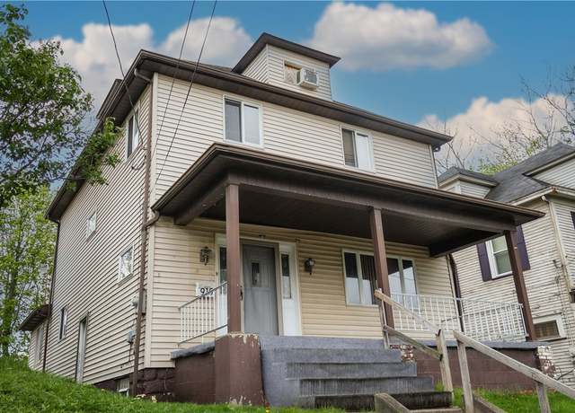 Property at 916 Marshall Ave, New Castle/4th, PA 16101, 3 beds, 1.5 baths