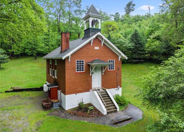 Property at 2554 Route 259, Fairfield Twp, PA 15923, 2 beds, 1.5 baths