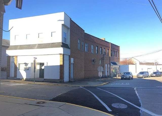 Property at 300 Longfellow St, Vandergrift - Wml, PA 15690, 8 beds, 5 baths
