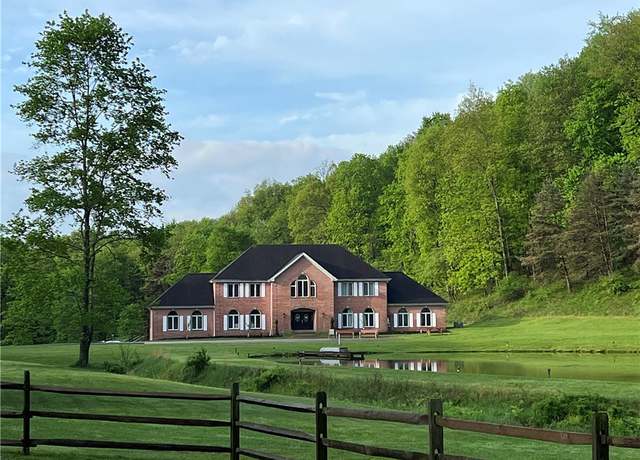 Property at 5125 Bear Run Rd, Cranberry Twp, PA 16066, 4 beds, 3 baths