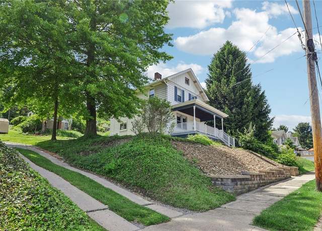 Property at 506 7th Ave, Coraopolis, PA 15108, 3 beds, 1 bath