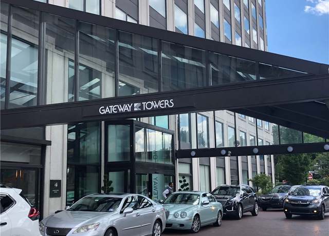 Property at 320 Fort Duquesne Blvd Unit 4B, Downtown Pgh, PA 15222, 1 bed, 1 bath