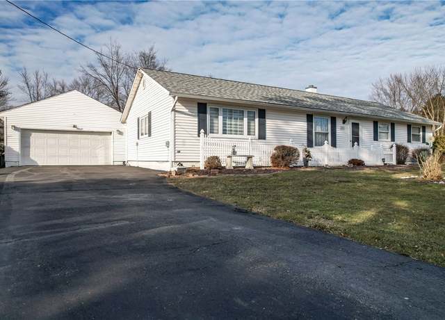 Property at 101 17th St, Pymatuning Twp, PA 16125, 3 beds, 1 bath
