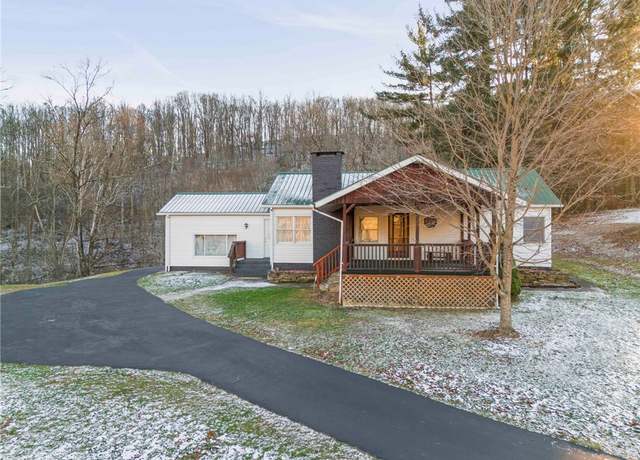 Property at 1125 Toms Run Rd, Holbrook, PA 15341, 3 beds, 1 bath
