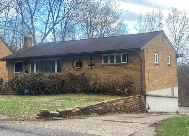 Property at 204 Keefer Dr, Penn Hills, PA 15235, 2 beds, 1.5 baths