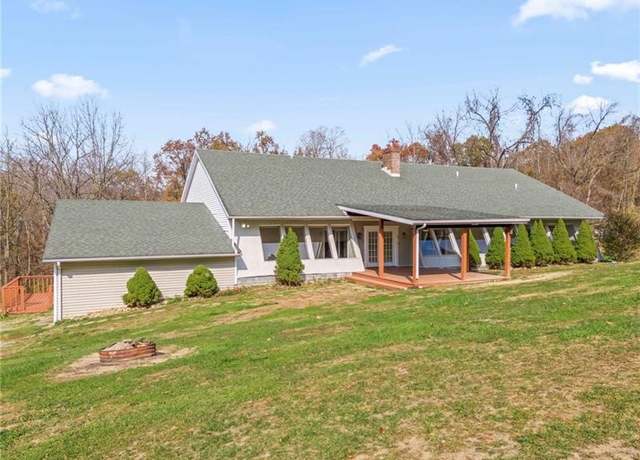 Property at 1905 Vista Valley Rd, South Franklin, PA 15301, 5 beds, 3.5 baths